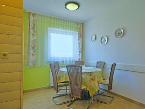 23972551-Ferienwohnung-4-Umag-300x225-5