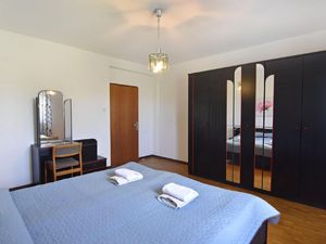 23972535-Ferienwohnung-6-Umag-300x225-4