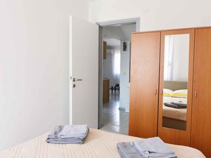 23768418-Ferienwohnung-5-Umag-300x225-2