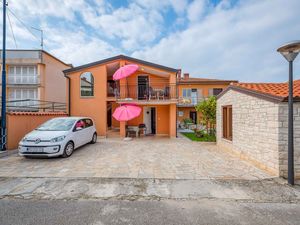 23890307-Ferienwohnung-6-Umag-300x225-3