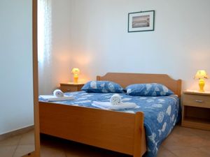 21680609-Ferienwohnung-4-Umag-300x225-1