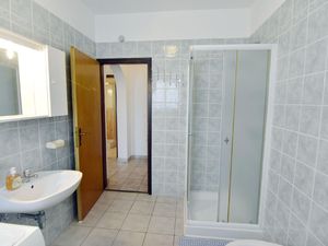 23972536-Ferienwohnung-8-Umag-300x225-2