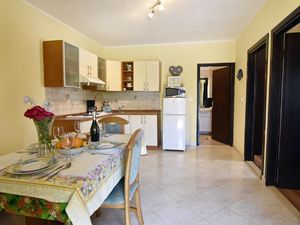 23168267-Ferienwohnung-5-Umag-300x225-2