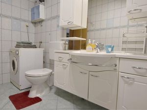 23168407-Ferienwohnung-4-Umag-300x225-4