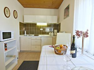 23277298-Ferienwohnung-2-Umag-300x225-5