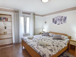 23277317-Ferienwohnung-4-Umag-300x225-3