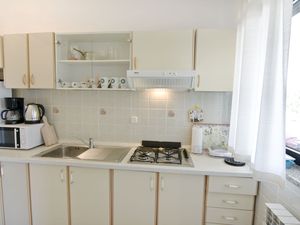 23944386-Ferienwohnung-8-Umag-300x225-5