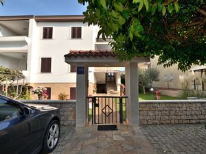 23946625-Ferienwohnung-8-Umag-300x225-3