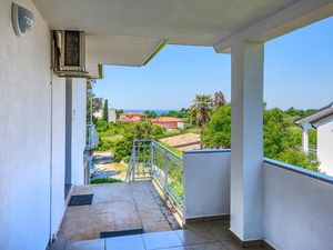 23727589-Ferienwohnung-6-Umag-300x225-4