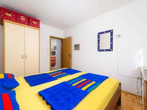 24006423-Ferienwohnung-4-Umag-300x225-4