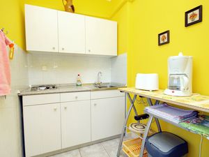 18323139-Ferienwohnung-4-Umag-300x225-5