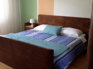 18964394-Ferienwohnung-8-Umag-300x225-4