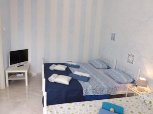 19059902-Ferienwohnung-3-Umag-300x225-5