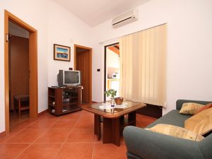 19129705-Ferienwohnung-4-Umag-300x225-1