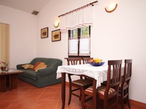 19129705-Ferienwohnung-4-Umag-300x225-5