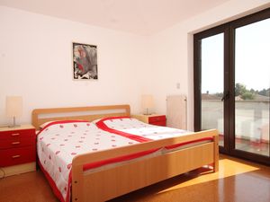 19129898-Ferienwohnung-4-Umag-300x225-5