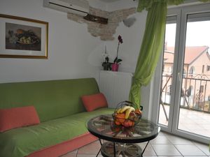 19308130-Ferienwohnung-4-Umag-300x225-2