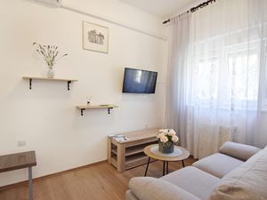 23669642-Ferienwohnung-2-Umag-300x225-2