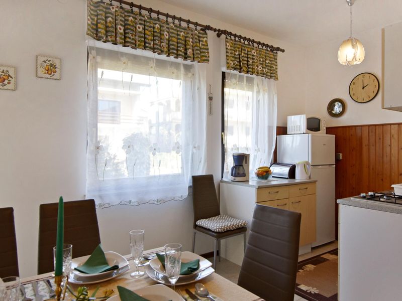 23955001-Ferienwohnung-6-Umag-800x600-2