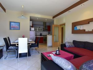 23980604-Ferienwohnung-7-Umag-300x225-1