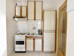 23980668-Ferienwohnung-4-Umag-300x225-4