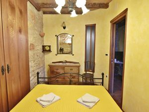 23966553-Ferienwohnung-2-Umag-300x225-5