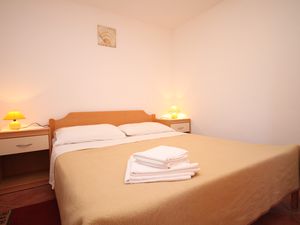 23929679-Ferienwohnung-3-Umag-300x225-4