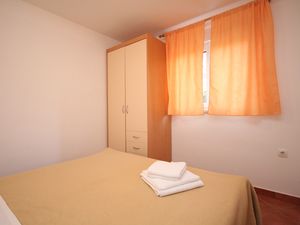 23929679-Ferienwohnung-3-Umag-300x225-5