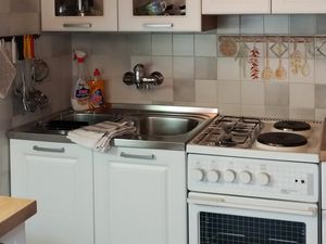 23926816-Ferienwohnung-4-Umag-300x225-4