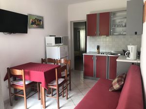 23929700-Ferienwohnung-4-Umag-300x225-1