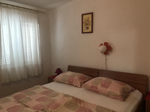 23929700-Ferienwohnung-4-Umag-300x225-3