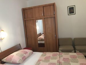 23929700-Ferienwohnung-4-Umag-300x225-4