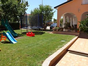 24033168-Ferienwohnung-8-Umag-300x225-3