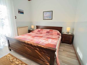 24051406-Ferienwohnung-4-Umag-300x225-5