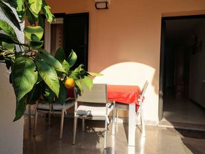 24051407-Ferienwohnung-4-Umag-300x225-1