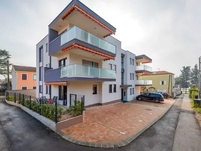 Ferienwohnung für 6 Personen (83 m²) in Umag 2/10