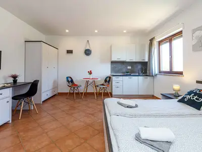 Ferienwohnung für 2 Personen (45 m²) in Umag 1/10