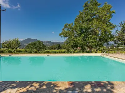 PoolOfHouse