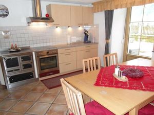 2608600-Ferienwohnung-5-Umhausen-300x225-5