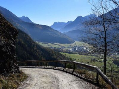 Straße nach Farst - teilweise Schotterstraße