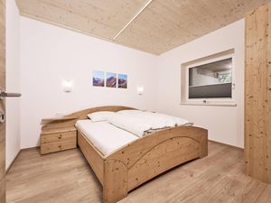 23390065-Ferienwohnung-5-Umhausen-300x225-5