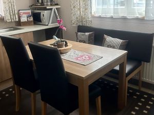 2607898-Ferienwohnung-4-Umhausen-300x225-4