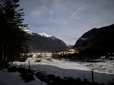 Umhausen bei Nacht