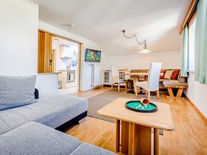 23948545-Ferienwohnung-5-Umhausen-300x225-2