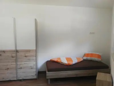 Einzelbett