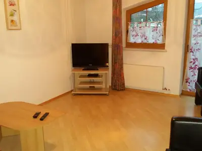 Wohnzimmer mit TV