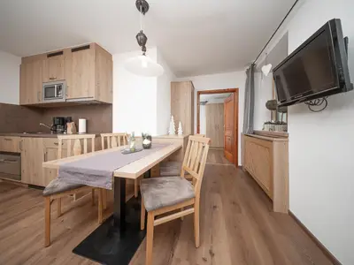 Küche mit Wohn- Essbereich - Appt. Sonnwend