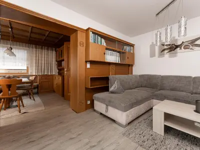 Wohnzimmer / Esszimmer