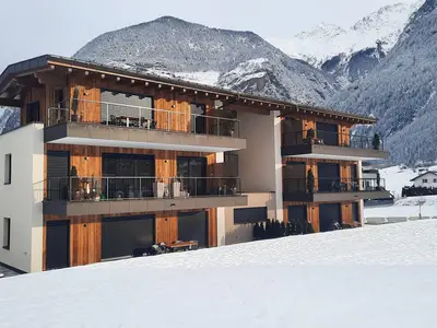 Haus Südansicht_Winter