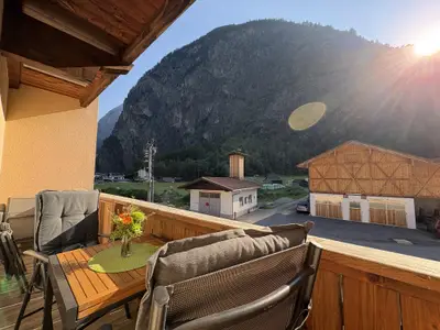Balkon mit Bergblick